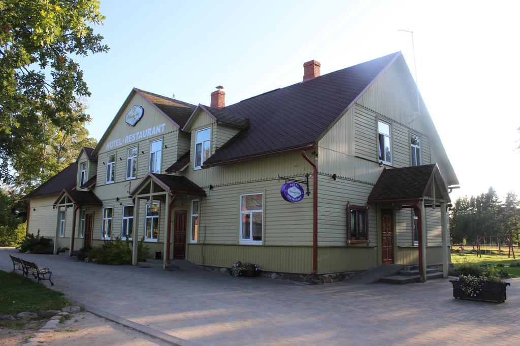 Pilsbergu Krogs Jurkalne Exteriör bild